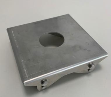Metz oszlop tartó adapter kamerákhoz, kötődobozokhoz, alumínium, 140x140mm verzió2